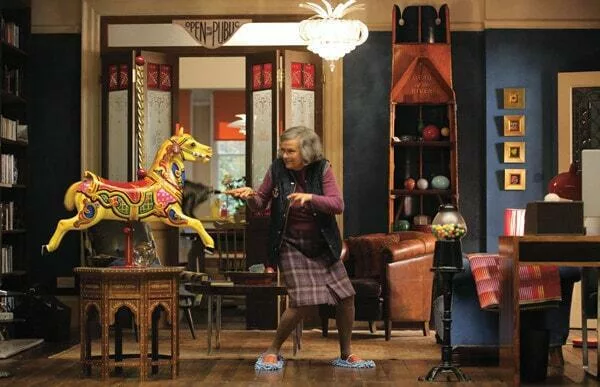 Miss Bobby_Paddington