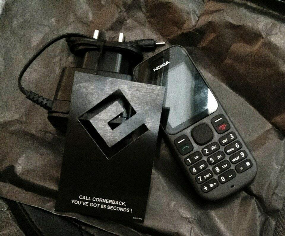 Téléphone Miss Bobby_Téléphone